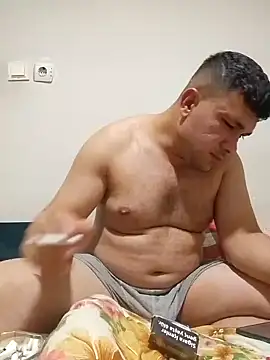 nihattttttttttttttt online show from November 9, 2025, 9:35 pm