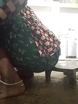 aunty sumy online show from November 11, 2025, 3:34 pm