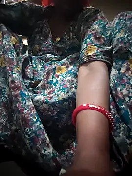 aunty sumy online show from April 15, 2026, 2:02 pm