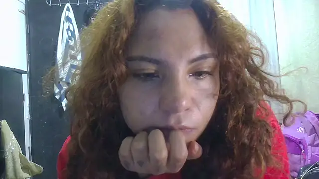 Snapshot of VioletV chatting on June 25, 2026, 2:00 am VioletV online show from June 25, 2026, 2:00 am