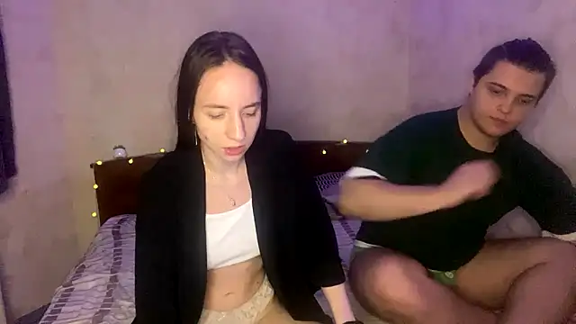 Snapshot of lailarays chatting on September 14, 2025, 4:17 pm lailarays online show from September 14, 2025, 4:17 pm