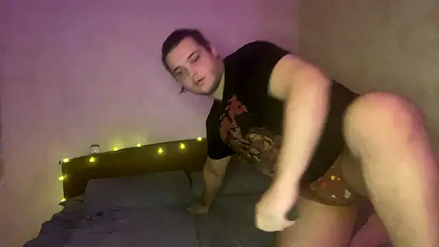 Snapshot of lailarays chatting on September 21, 2025, 4:30 pm lailarays online show from September 21, 2025, 4:30 pm