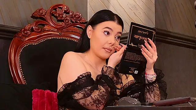 MistressEly online show from April 14, 2026, 12:33 pm