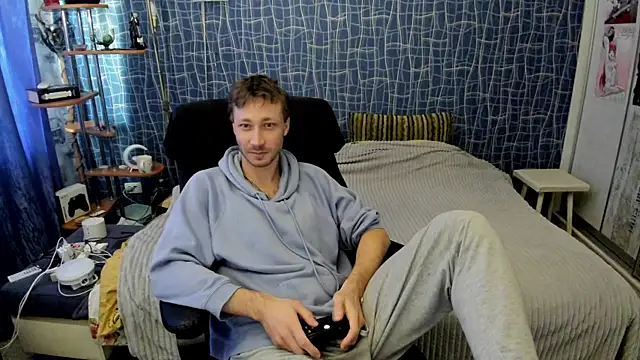 CuteBoy228 online show from April 15, 2026, 11:39 am