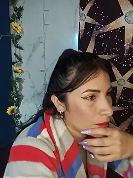 Snapshot of karinnahotdirty chatting on May 14, 2026, 9:10 pm karinnahotdirty online show from May 14, 2026, 9:10 pm