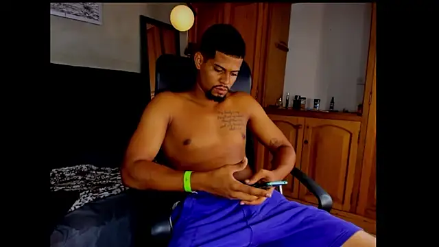 Snapshot of yurgaki_21 chatting on March 1, 2026, 4:20 pm yurgaki 21 online show from March 1, 2026, 4:20 pm