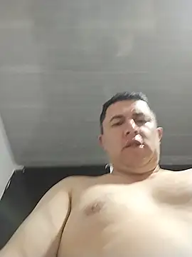 Snapshot of BigCristh79 chatting on June 10, 2026, 9:14 pm BigCristh79 online show from June 10, 2026, 9:14 pm