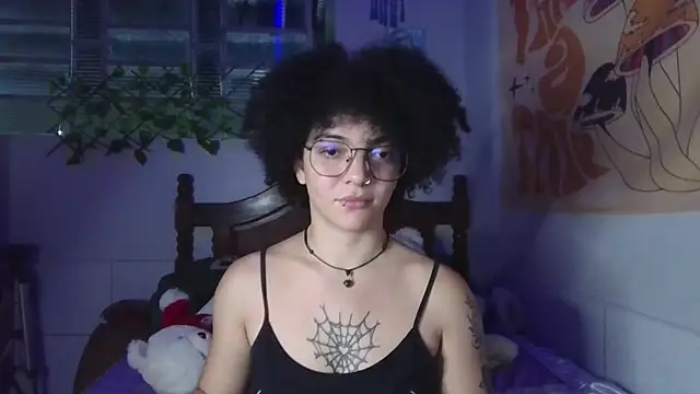 CamillyBlum online show from April 1, 2026, 1:17 am