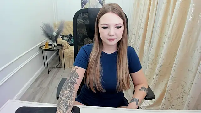 Snapshot of MariaRobinsone chatting on July 4, 2026, 7:31 pm MariaRobinsone online show from July 4, 2026, 7:31 pm