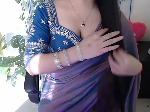 Snapshot of anika_bold chatting on October 16, 2025, 3:29 am anika bold online show from October 16, 2025, 3:29 am