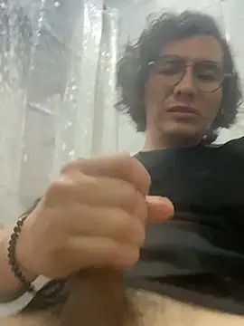 Snapshot of long_nigth chatting on July 9, 2026, 7:18 pm long nigth online show from July 9, 2026, 7:18 pm