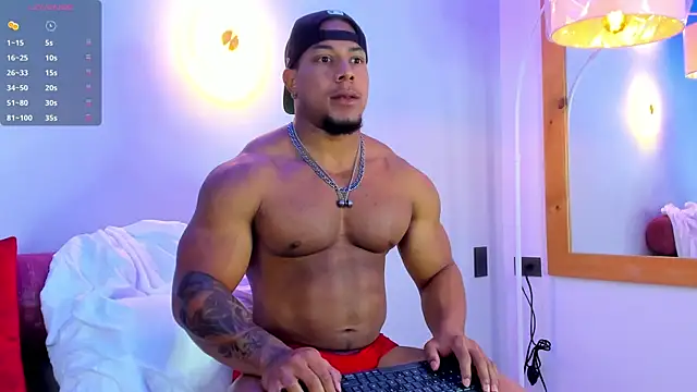 Travis lenox  online show from December 4, 2025, 2:04 pm