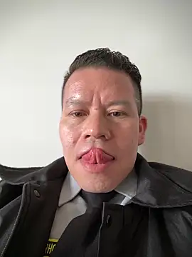 Manu0586 online show from September 20, 2025, 1:12 pm