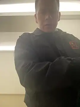 Manu0586 online show from February 19, 2026, 1:34 am