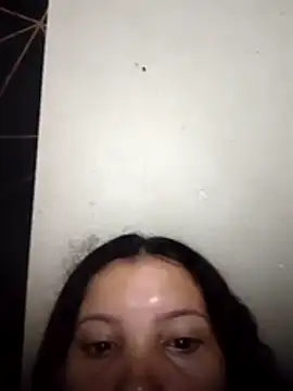 Gcarvalho1221 online show from April 10, 2026, 10:25 pm