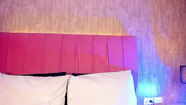 Kendra kobein online show from March 11, 2026, 8:04 pm