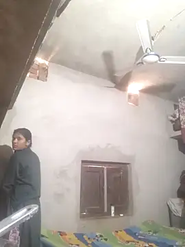 couple 71 online show from February 12, 2026, 8:20 am