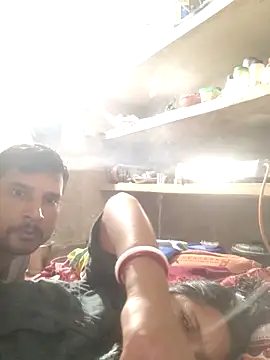 couple 71 online show from February 19, 2026, 6:37 pm