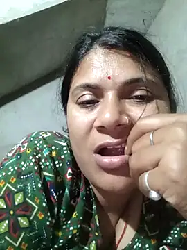 couple 71 online show from April 4, 2026, 4:37 pm