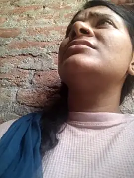 couple 71 online show from April 23, 2026, 4:14 am