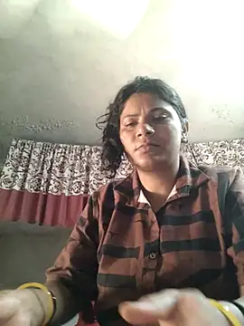 Snapshot of couple_71 chatting on July 12, 2026, 6:04 am couple 71 online show from July 12, 2026, 6:04 am