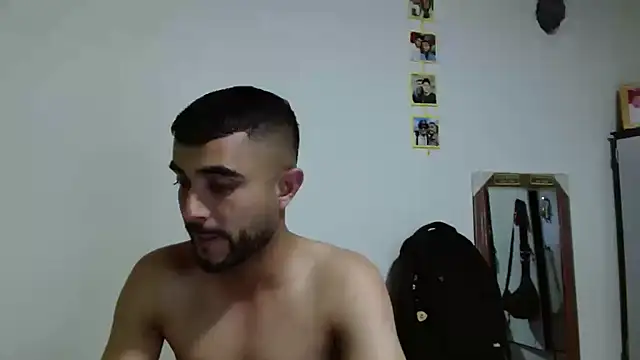 Maiki Foxx online show from November 10, 2025, 2:10 am