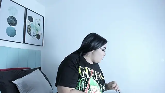 hinazuru online show from March 3, 2026, 7:09 pm