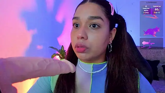 giselle upp online show from November 12, 2025, 4:24 am