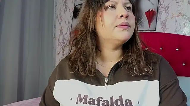 Larissa Antonella online show from May 16, 2026, 3:47 am