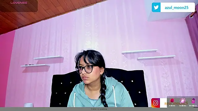 Snapshot of Azul_Moon chatting on September 10, 2025, 3:39 am Azul Moon online show from September 10, 2025, 3:39 am