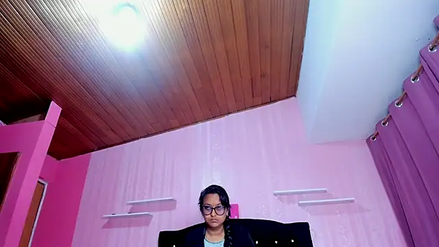 Snapshot of Azul_Moon chatting on September 21, 2025, 3:30 am Azul Moon online show from September 21, 2025, 3:30 am