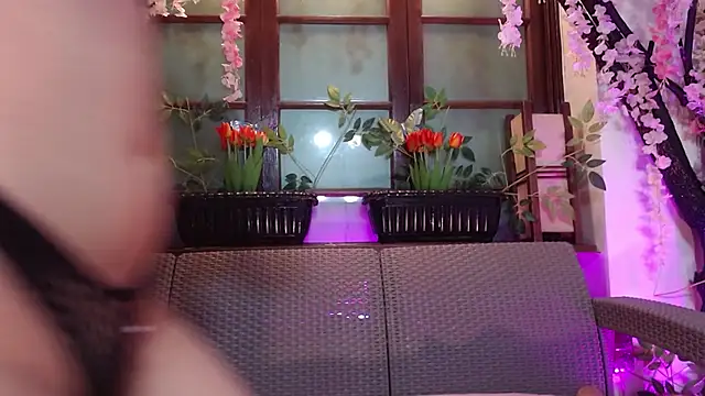 Snapshot of samara_selene chatting on July 2, 2026, 3:23 am samara selene online show from July 2, 2026, 3:23 am