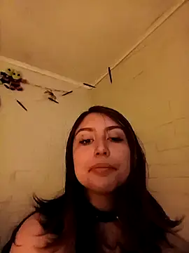 Snapshot of Caos_lily chatting on November 13, 2025, 4:00 am Caos lily online show from November 13, 2025, 4:00 am