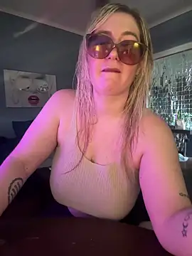Snapshot of Granlady7 chatting on March 31, 2026, 7:36 pm Granlady7 online show from March 31, 2026, 7:36 pm