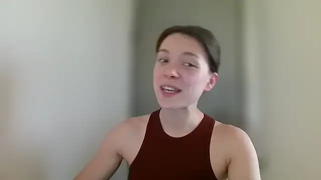 Snapshot of WonderAngela chatting on May 4, 2026, 2:57 pm WonderAngela online show from May 4, 2026, 2:57 pm