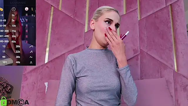 SelenaDaze online show from September 25, 2025, 3:21 am