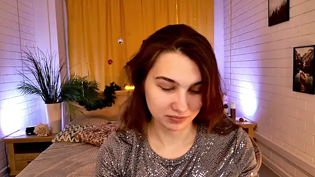 TessaMill online show from December 22, 2025, 5:48 am