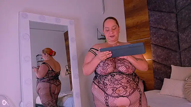 JenaCooper  online show from October 11, 2025, 1:49 am