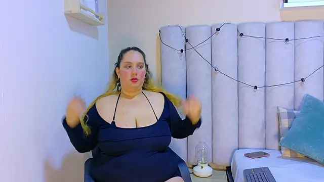 JenaCooper  online show from March 17, 2026, 3:11 am