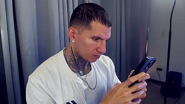 Shane Clay online show from October 10, 2025, 5:01 pm