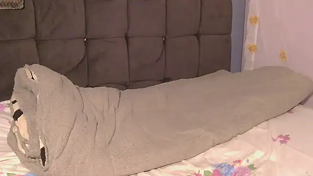 AfricanDickza online show from October 2, 2025, 5:25 am