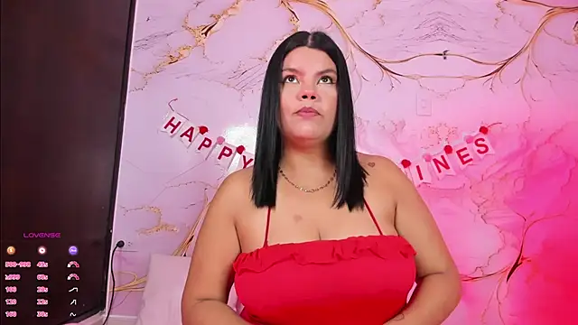 Iamlola  online show from February 15, 2026, 4:42 am