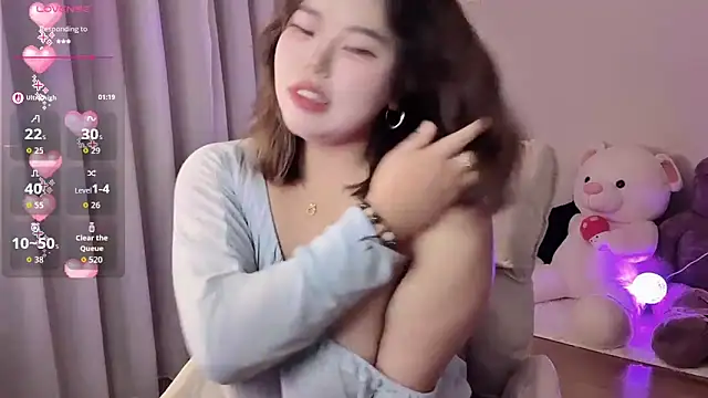 Snapshot of xiaotanbaby chatting on March 4, 2026, 12:44 pm xiaotanbaby online show from March 4, 2026, 12:44 pm