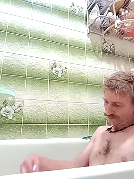 Snapshot of KokosMartin chatting on October 17, 2025, 5:37 pm KokosMartin online show from October 17, 2025, 5:37 pm