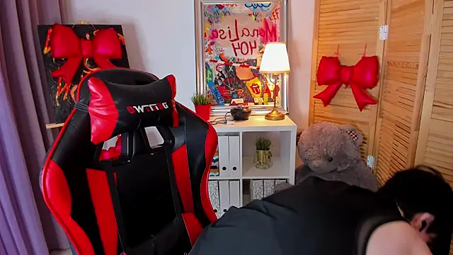 ayakskalermonss online show from February 26, 2026, 8:35 am