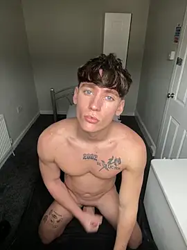 naughtyboy0124 online show from February 26, 2026, 11:42 am