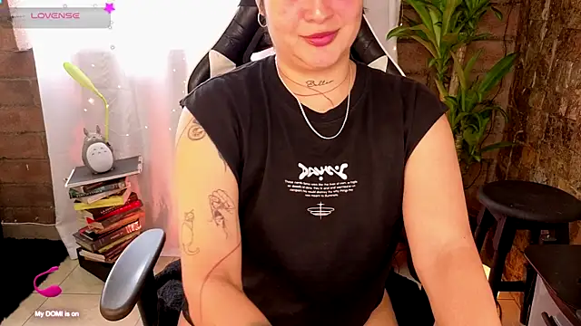  kat 1995 online show from September 19, 2025, 7:14 pm