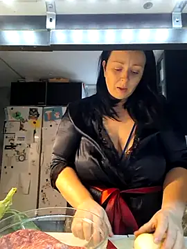 Chrissy Christal online show from November 18, 2025, 11:25 am