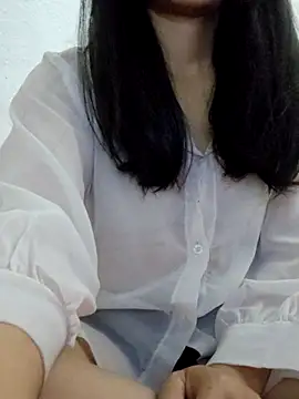 Maria2299 online show from April 8, 2026, 5:24 pm