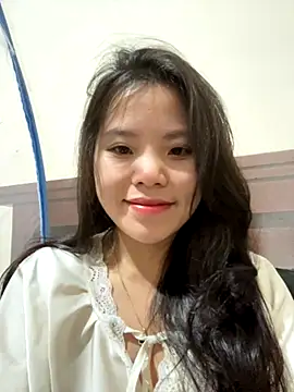 Bella 7777 online show from October 26, 2025, 4:02 pm